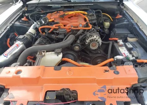 2003 Ford Mustang z USA, uszkodzony, nr VIN 1FAFP404X3F432389